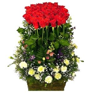 100 Red Rose Basket