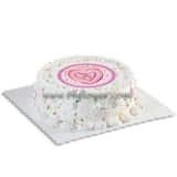 Red ribbon's valentine cake