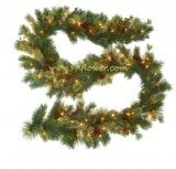 9' Berry Classic Pre-Lit Garland
