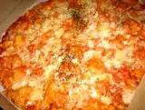 Shakeys- Garlic n' Cheese