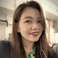 Nina F., 